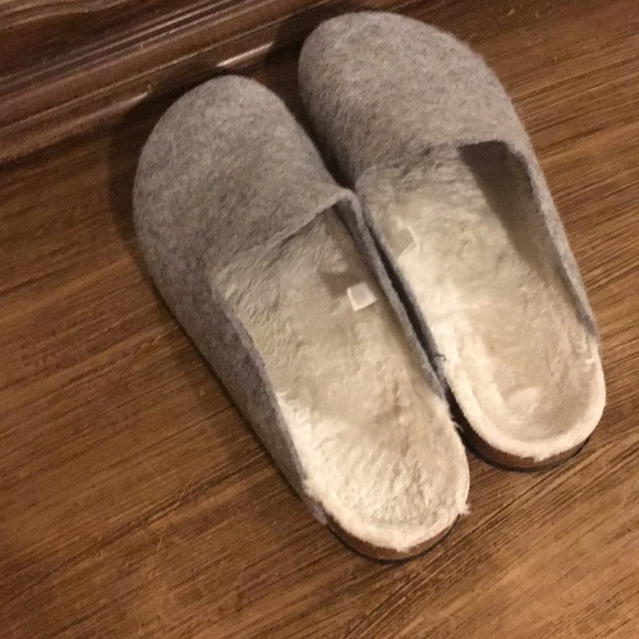 Fur lined clogs - Picture 2 of 5
